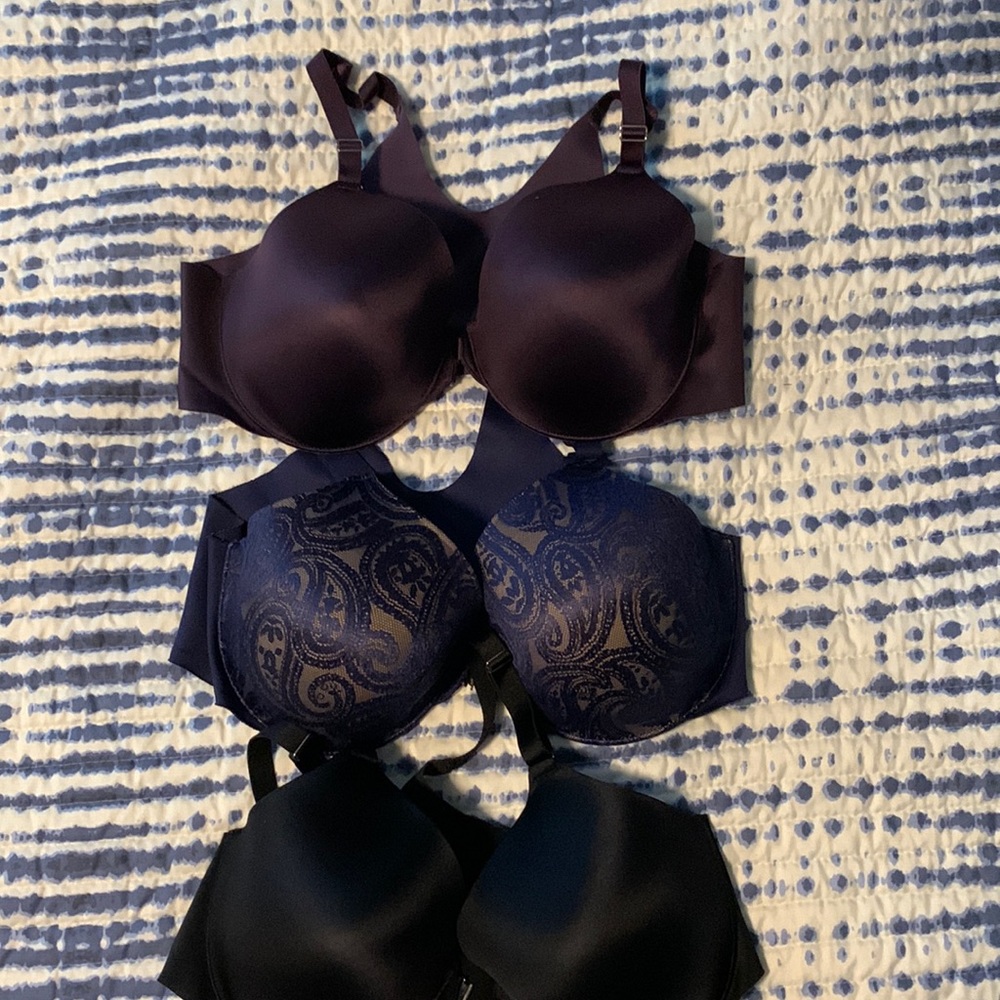 Lot of 3 SOMA vanishing back bras, 40C